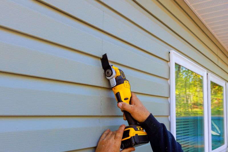 Expert Vinyl Siding Repair Service